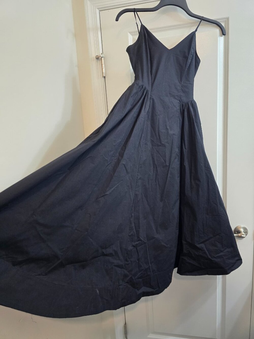 Aritzia Babaton Looksee Technique Poplin Midi Dress - Black - Picture 4 of 9